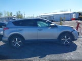 TOYOTA RAV4 XLE 2T3RFREV0GW458349 снимка