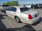 LINCOLN TOWN CAR CARTIER 1LNHM83W81Y706332 fotografie