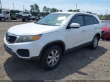 KIA SORENTO LX 5XYKTCA11BG180272 снимка