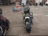 HARLEY-DAVIDSON FLSTFI 1HD1BXB162Y031138 fotografie