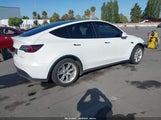 TESLA MODEL Y LONG RANGE DUAL MOTOR ALL-WHEEL DRIVE 5YJYGAEE6MF281799 photo
