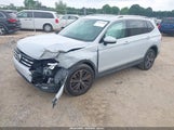 VOLKSWAGEN TIGUAN 2.0T SE/2.0T SEL 3VV3B7AXXJM039125 photo