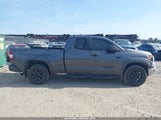 TOYOTA TUNDRA SR5 5TFRY5F12MX287156 снимка