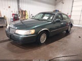 LINCOLN TOWN CAR SIGNATURE 1LNFM82W8WY720232 photo