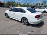 VOLKSWAGEN PASSAT 1.8T R-LINE 1VWDT7A38HC065079 photo