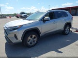 TOYOTA RAV4 XLE 2T3W1RFV5NW214323 снимка
