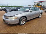LINCOLN TOWN CAR SIGNATURE 1LNHM81W26Y650169 снимка