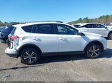 TOYOTA RAV4 XLE JTMRFREV1HJ119678 снимка