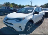 TOYOTA RAV4 XLE JTMRFREV1HJ119678 снимка