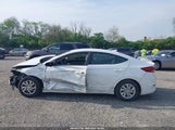 HYUNDAI ELANTRA SE 5NPD74LF2HH209629 снимка