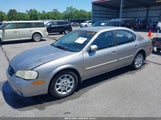 NISSAN MAXIMA GLE/GXE/SE JN1CA31D8YT767198 снимка
