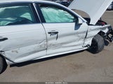 AUDI A4 2.0T TECH PREMIUM WAUENAF4XJA062635 снимка
