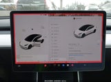 TESLA MODEL 3 STANDARD RANGE PLUS REAR-WHEEL DRIVE/STANDARD RANGE REAR-WHEEL DRIVE 5YJ3E1EA5LF613002 fotografie