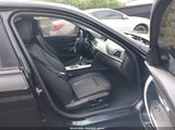 BMW 320I XDRIVE WBA3C3C55DF982704 fotografie