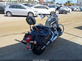 HARLEY-DAVIDSON FLSTCI 1HD1BWB343Y011287 fotografie