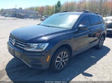 VOLKSWAGEN TIGUAN 2.0T SE/2.0T SEL/2.0T SEL R-LINE/2.0T SEL R-LINE BLACK 3VV2B7AX1KM150482 photo