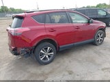 TOYOTA RAV4 XLE JTMRFREV1JD222023 снимка