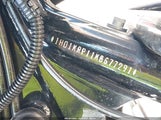 HARLEY-DAVIDSON FLHXS 1HD1KRP11KB677291 снимка