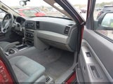 JEEP GRAND CHEROKEE LAREDO 1J8GR48K67C667724 снимка