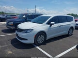 CHRYSLER VOYAGER L 2C4RC1AG4LR102783 снимка