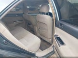 TOYOTA CAMRY SE 4T1BE32K55U008682 снимка