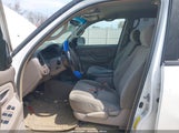TOYOTA TUNDRA SR5 V8 5TBDT44145S474663 fotografie