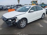 VOLKSWAGEN PASSAT 1.8T S 1VWAS7A34EC120855 снимка