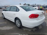 VOLKSWAGEN PASSAT 1.8T S 1VWAS7A34EC120855 снимка