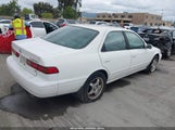 TOYOTA CAMRY LE V6 JT2BF22K3V0048433 photo