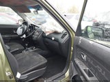 KIA SOUL + KNDJT2A65D7575671 снимка