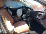 TOYOTA COROLLA LE 5YFBURHE3FP342154 снимка