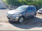 VOLKSWAGEN TIGUAN SE WVGBV7AX5BW532077 fotografie