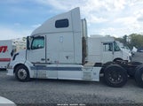 VOLVO VN VNL 4V4NC9GHX5N387202 снимка