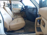 VOLVO 240 YV1AW8805P1954635 снимка