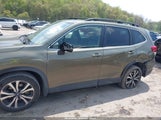 SUBARU FORESTER LIMITED JF2SKAPC5NH440315 снимка