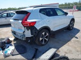 VOLVO XC40 B5 PLUS DARK THEME YV4L12UC2S2451557 снимка
