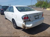 TOYOTA CAMRY LE 4T1BE30K05U620713 снимка