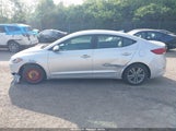 HYUNDAI ELANTRA SE 5NPD84LF1HH037459 снимка