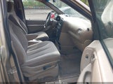 DODGE GRAND CARAVAN SPORT 2D4GP44L83R153938 снимка