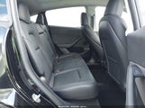 TESLA MODEL Y LONG RANGE DUAL MOTOR ALL-WHEEL DRIVE 7SAYGDEE9RF004902 fotografie