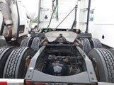 VOLVO VNL 4V4NC9EHXJN893755 снимка