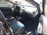 KIA FORTE EX 3KPFL4A84JE192187 снимка