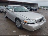 LINCOLN TOWN CAR SIGNATURE LIMITED 1LNHM82W75Y670981 photo