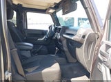 JEEP WRANGLER UNLIMITED SAHARA 1C4BJWEG8GL217545 fotografie