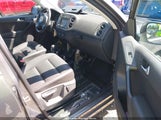 VOLKSWAGEN TIGUAN SE WVGBV3AX1DW595673 снимка
