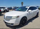 LINCOLN MKT ECOBOOST 2LMHJ5AT6ABJ10752 снимка