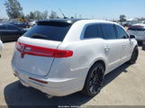 LINCOLN MKT ECOBOOST 2LMHJ5AT6ABJ10752 снимка