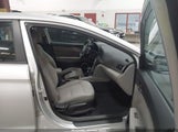 HYUNDAI ELANTRA VALUE EDITION 5NPD84LF2JH305537 снимка