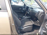 KIA SOUL KNDJN2A25E7034970 снимка