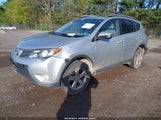 TOYOTA RAV4 XLE JTMRFREV9DD013682 снимка